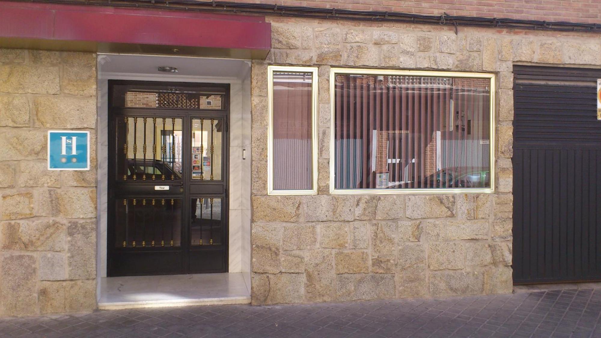 Hostal Juanito Mostoles Zewnętrze zdjęcie
